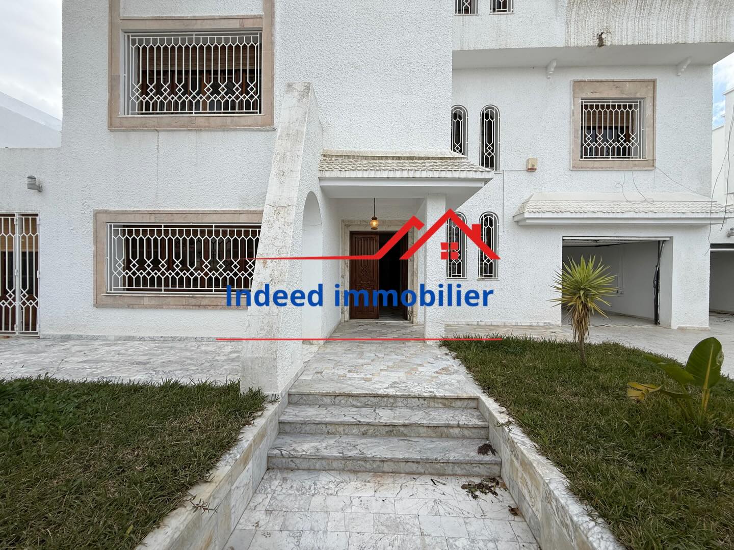 À VENDRE – VILLA DE PRESTIGE R+2